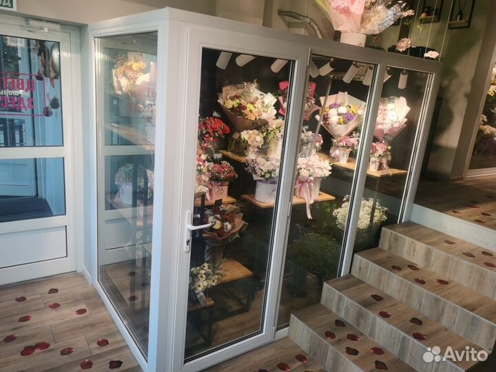 Холодильная камера для цветов, на заказ