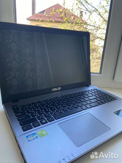 Ноутбук asus x550c