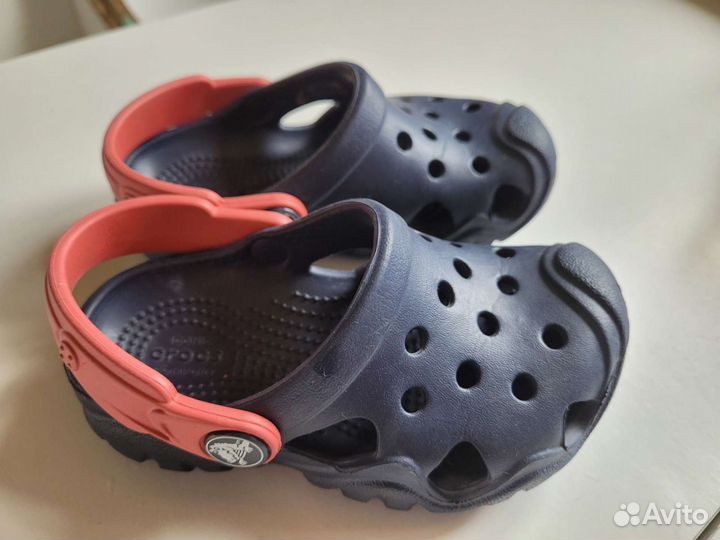 Crocs c7