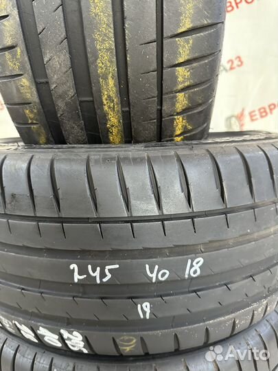 Michelin Pilot Sport 4 245/40 R18 и 275/35 R18 97Y