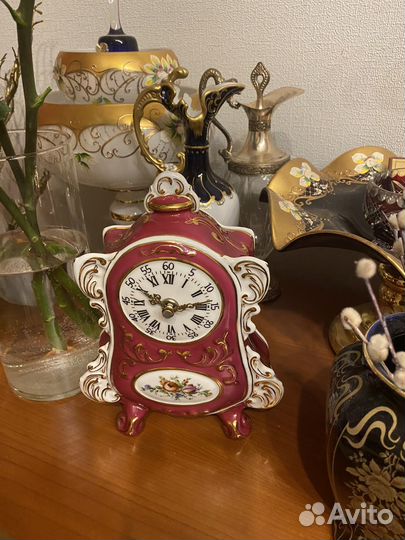 Фарфоровые часы