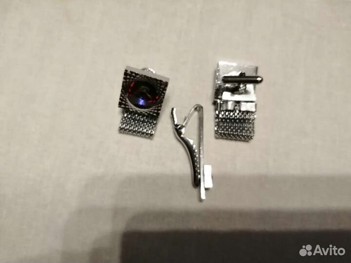 Запонки и брошь на галстук импортные