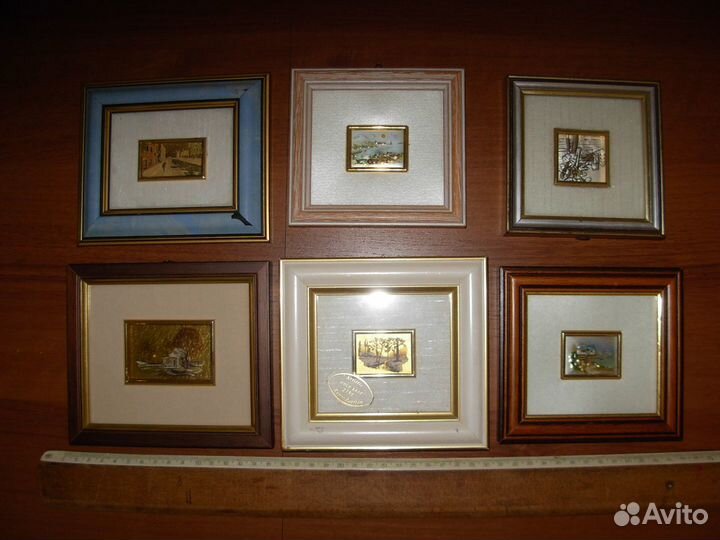 Литография на золотой фольге в рамке