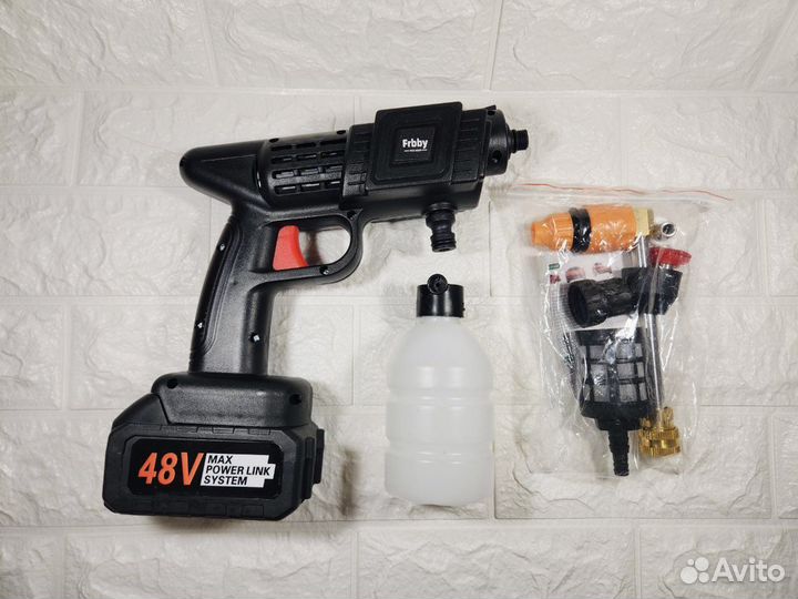 Мойка высокого давления на аккумуляторе