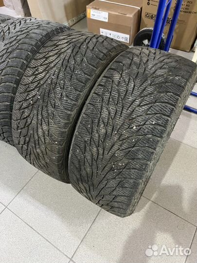 Nokian Tyres Hakkapeliitta 2 265/35 R18