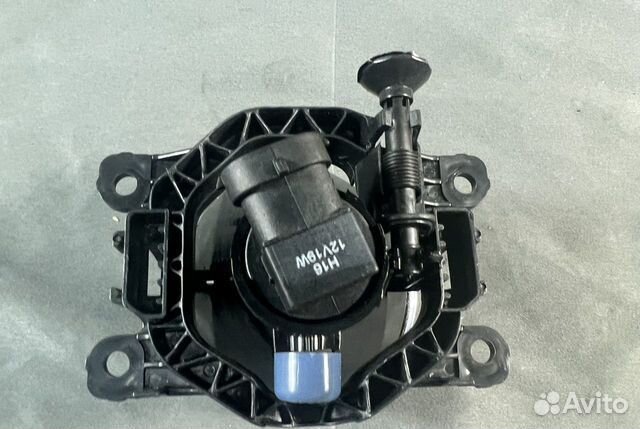 Противотуманная фара Renault Logan 2