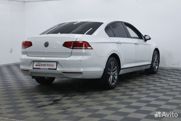 Volkswagen Passat, 2016