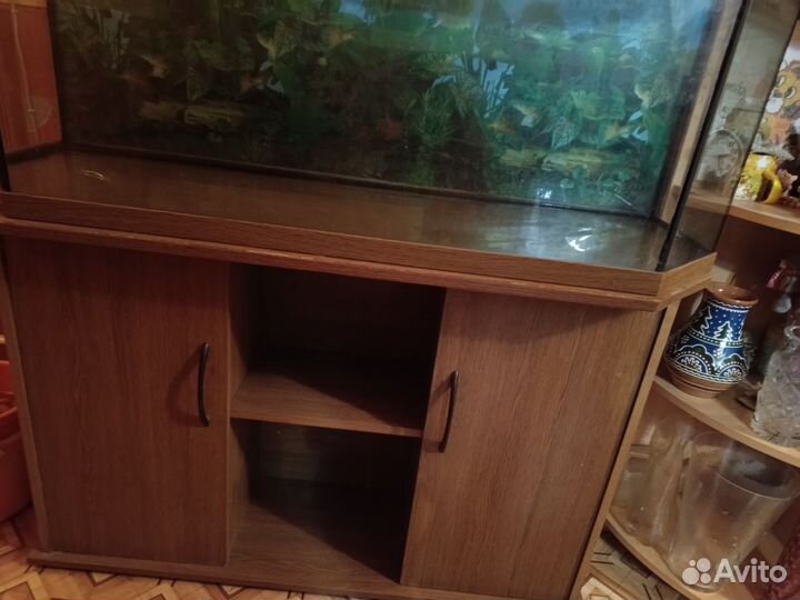 Аквариум с тумбой