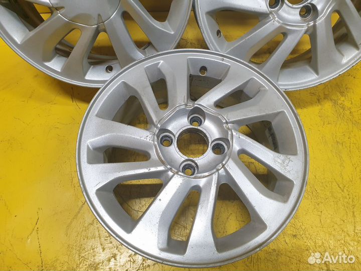 2 шт. Диски LADA Vesta 15 4х100 DIA 60,1