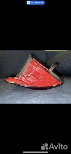 Задний левый фонарь volkswagen jetta