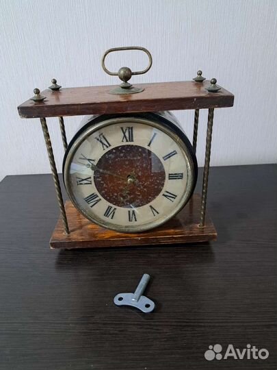 Часы настольные СССР