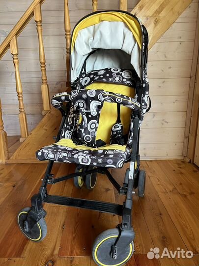 Прогулочная коляска