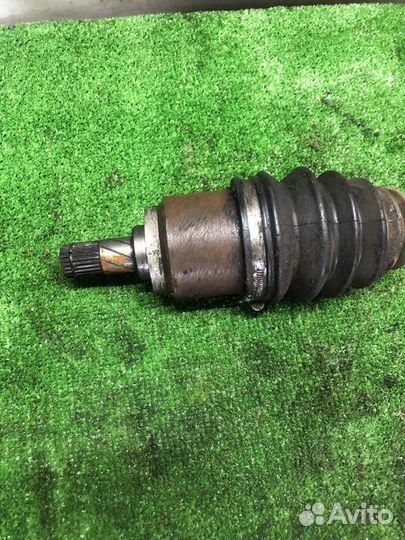 Привод передний правый Nissan Almera N16 хетчбэк 1