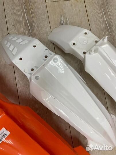 Пластик для эндуро и кроссовых мотоциклов