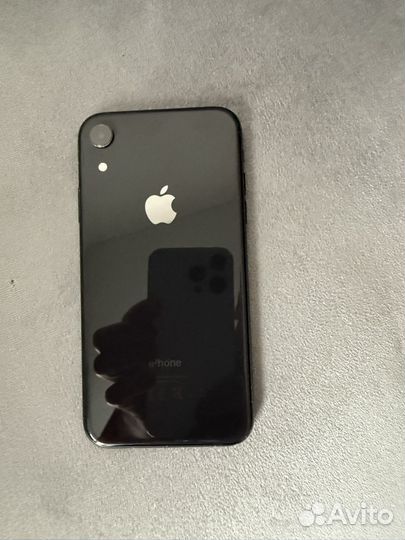 iPhone Xr, 64 ГБ