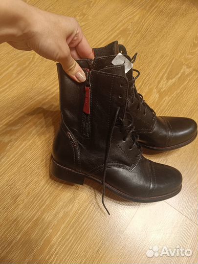 Ботинки женские