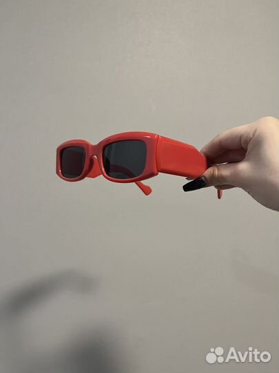 Солнечные очки женские