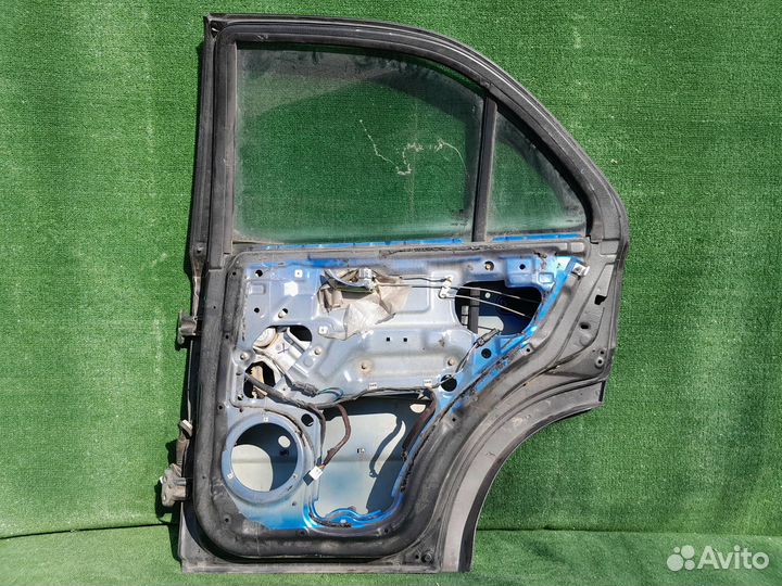 Дверь задняя правая Kia sorento 1