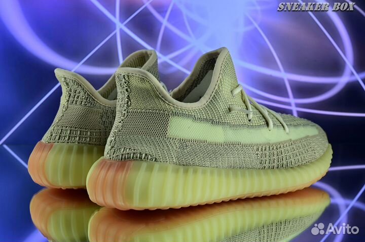 Легкие и стильные: Adidas Yeezy 350