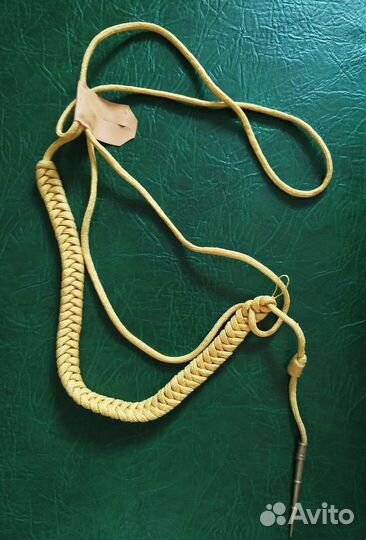 Аксельбанты уставные и неуставные