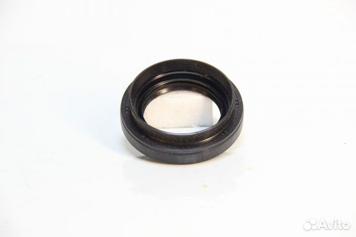 Сальник переднего редуктора