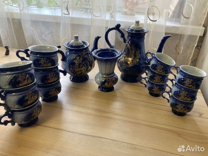 Сервиз чайно-кофейный новый и хрусталь