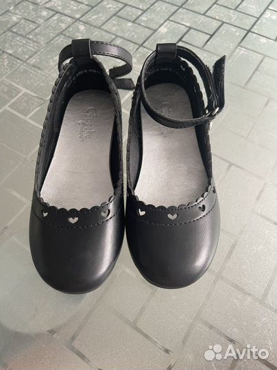 Туфли для девочки 27 размер