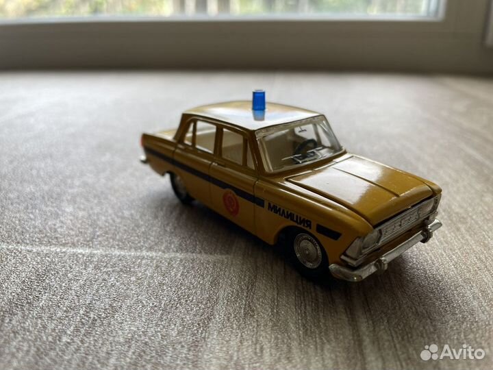Коллекционная машинка Москвич «гаи»
