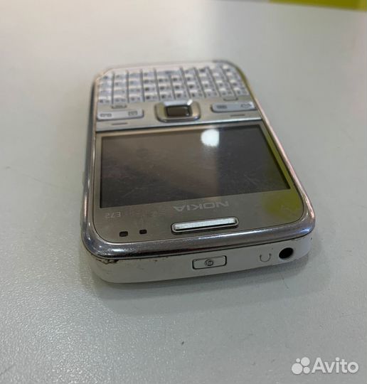 Nokia E72