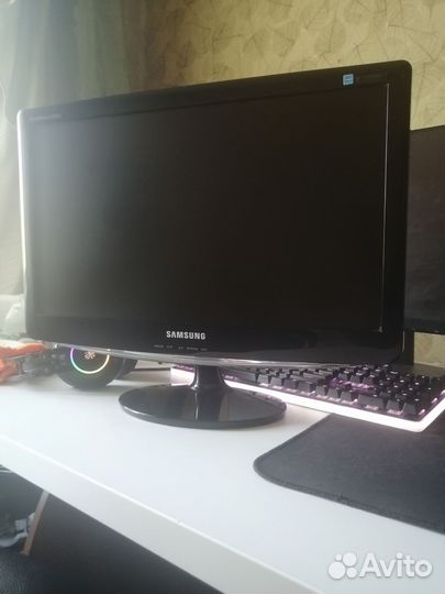 Монитор Samsung syncmaster b2030