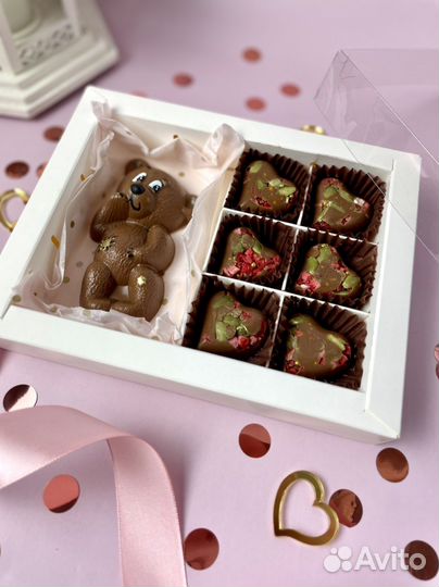 Шоколадный набор ручной работы (молочный шоколад)
