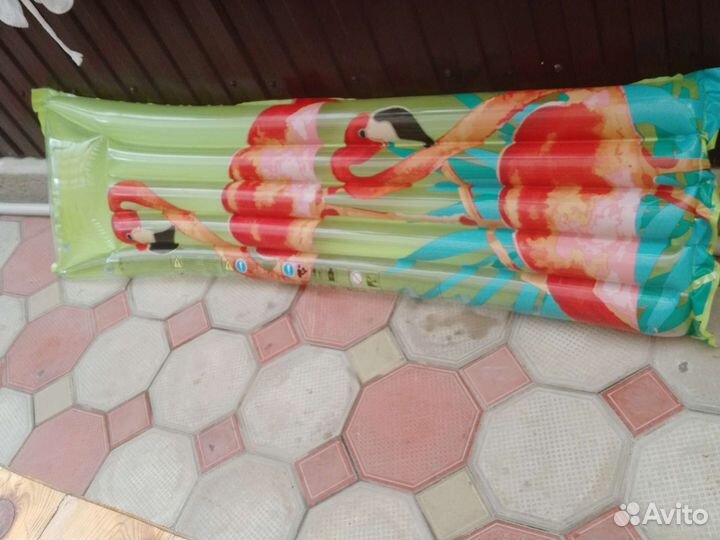 Матрас для плавания