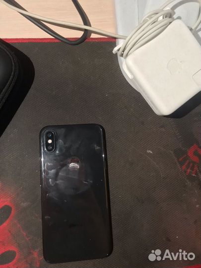 iPhone X, 64 ГБ