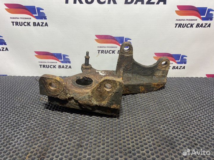 2026648 Кронштейн энергоаккумулятора левого