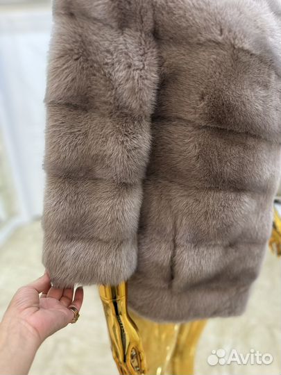 Шуба норковая в цвете белый пепел 42-44р