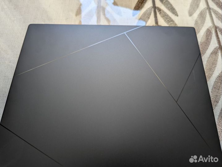 Asus Zenbook 14.5 oled 120Ghz 32Gb/1Tb