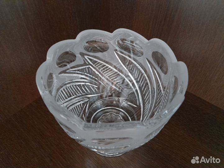 Хрустальная ваза салатница конфетница