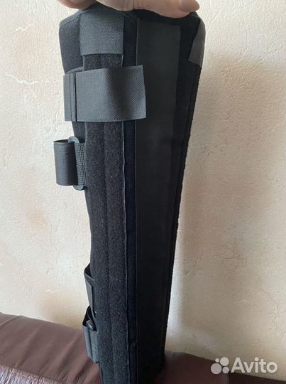 Тутор ортез на колено