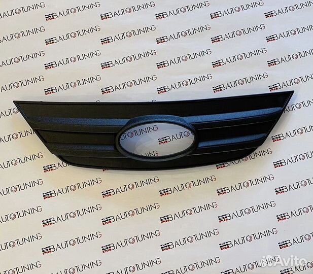 Верхняя зимняя заглушка радиатора LADA Largus