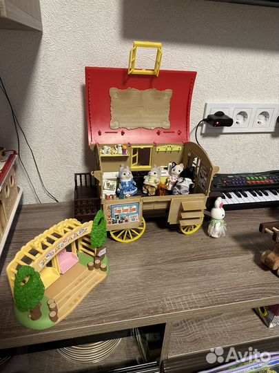 Игрушка автобус машинки