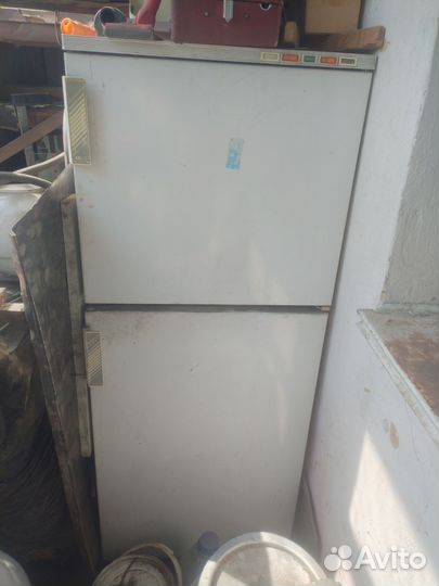Холодильник на запчасти