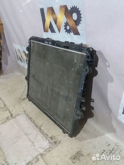 Toyota HiLux 15- Радиатор Основной Бу оригинал