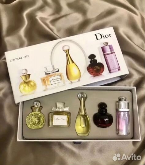 Подарочный набор Dior 5 in 1 в подарочном пакете