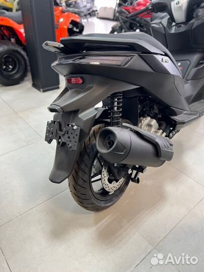 Скутер Voge SR3