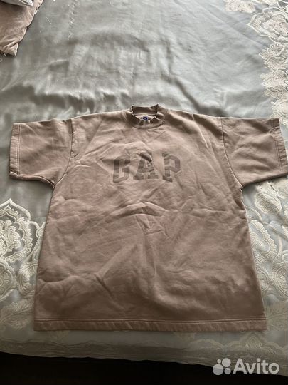 Футболка Yeezy Gap Balenciaga