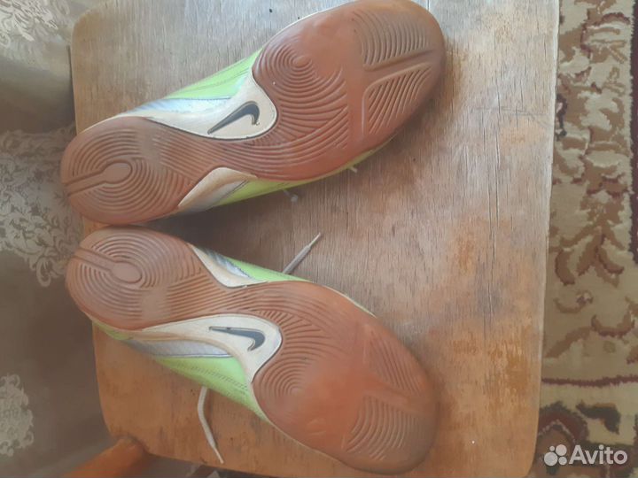 Футзалки Nike Mercurial