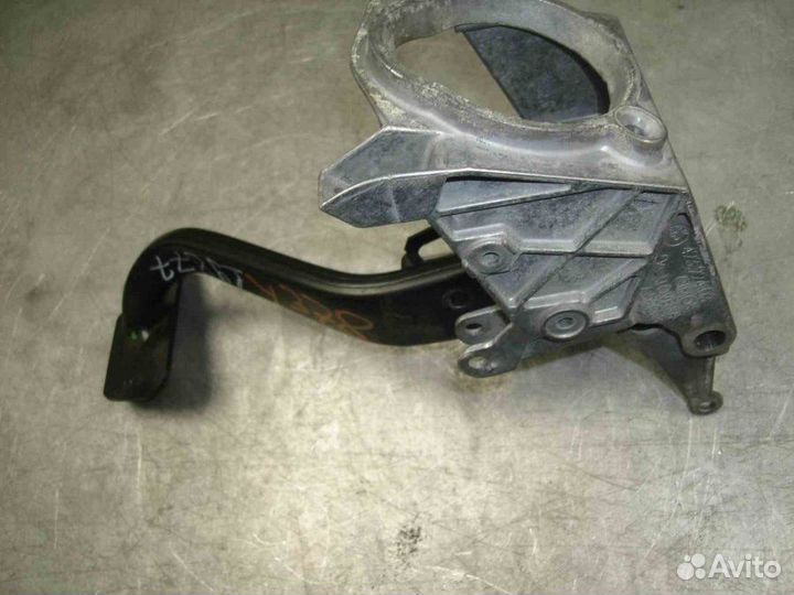 Педаль BMW 3-Series E90/E91 2005-2012