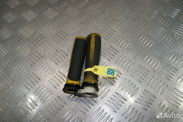 Ручка газа, грипсы Suzuki GSX-R1000 K1-K2, T708