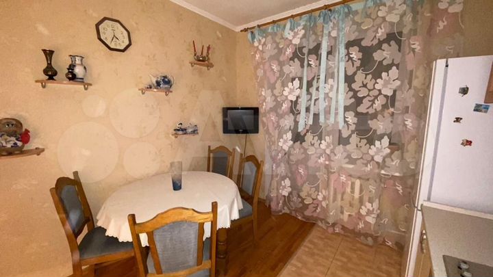 2-к. квартира, 72 м², 4/5 эт.