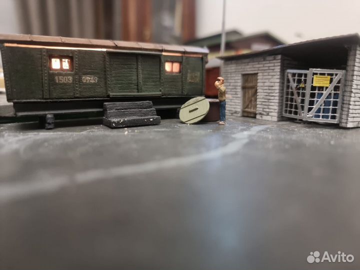 Модели ж/д 1 87 Строения, бордюры, столбики